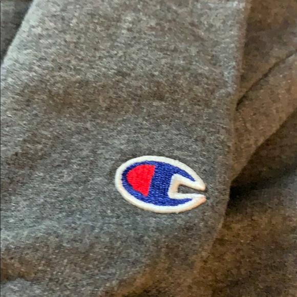 Champion heather grey crew neck sweatshirt XL - Picture 2 of 8